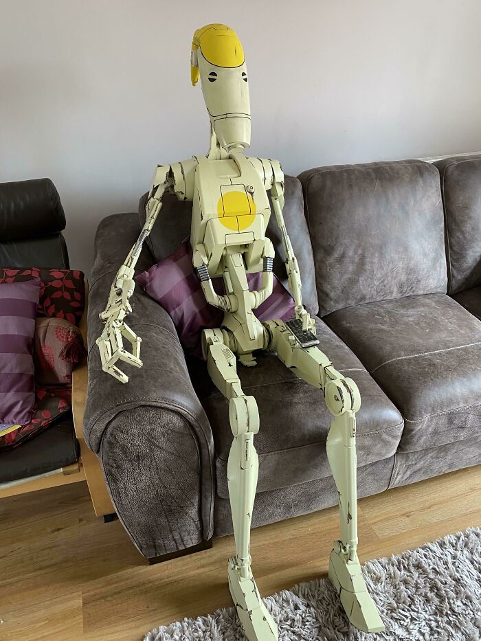 Me And My Son 3D Printed A Life Size Battle Droid. Turns Out They Were Quite Big