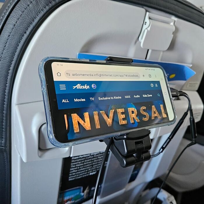  Airplane Phone Holder Mount: Enjoy Hands-Free Entertainment And Reclaim Your Tray Table Space On Long Flights