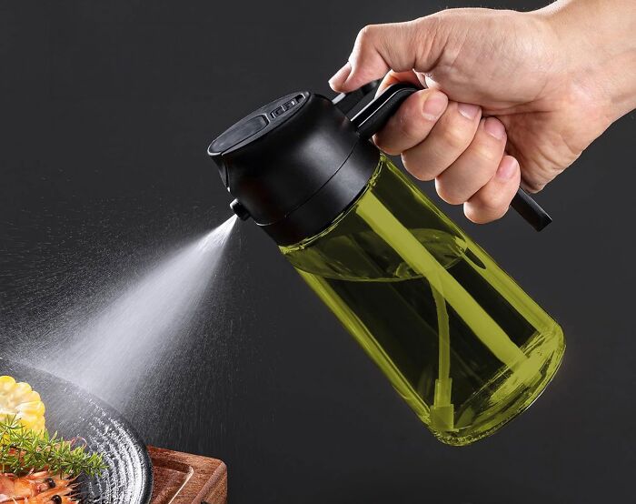 Elevate Your Culinary Creations With The Olive Oil Dispenser, A Versatile Tool For Precise Pouring And Misting