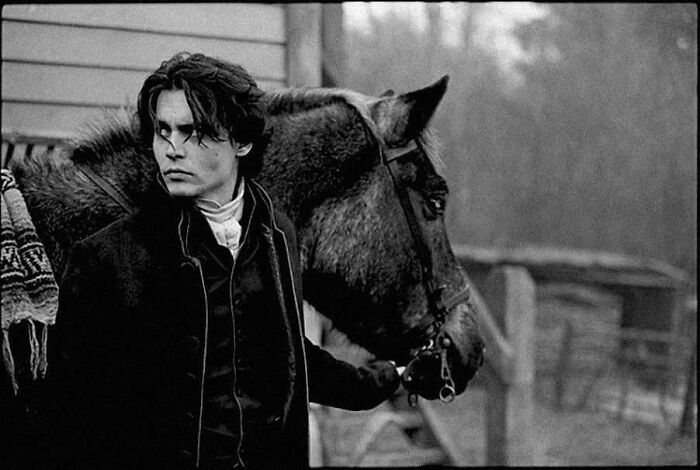 Johnny Depp Saved The Old Horse Goldeneye From Sleepy Hollow Who Played Crane’s Companion, Gunpowder. The One-Eyed Horse Was Originally Set To Be Euthanised After Production Was Completed. But Depp Stepped In And Adopted Goldeneye After Finishing The Movie - 1999