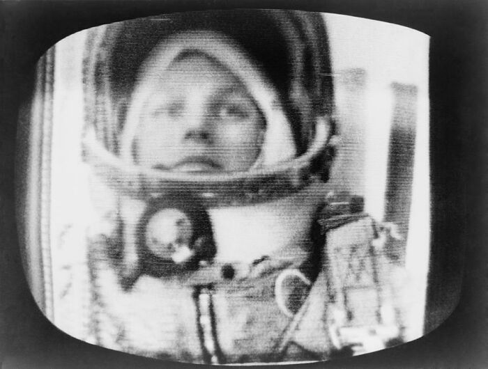 On This Day 59 Years Ago, Soviet Space Mission Vostok 6 Was Launched With Valentina Tereshkova Onboard, Who Became The 1st Woman In Space! This Is Her During The Fifth Earth Orbit On June 16, 1963