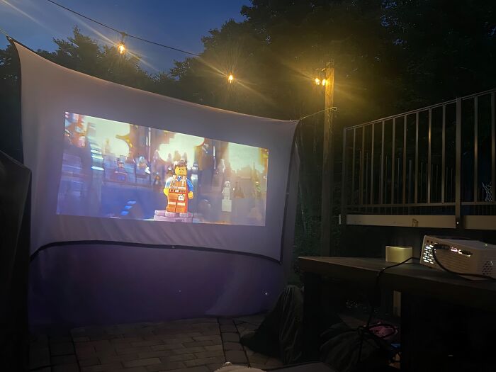 This Tmy Mini Projector Will Turn Your Garden Into A Cinematic Paradise, Transforming Movie Nights Into An Immersive Experience