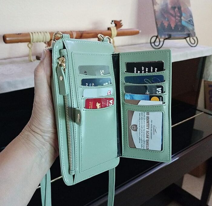  This Claasico Crossbody Wallet & Phone Case Is The Chic And Compact Solution For Ditching Your Bulky Purse And Embracing A Hands-Free Lifestyle