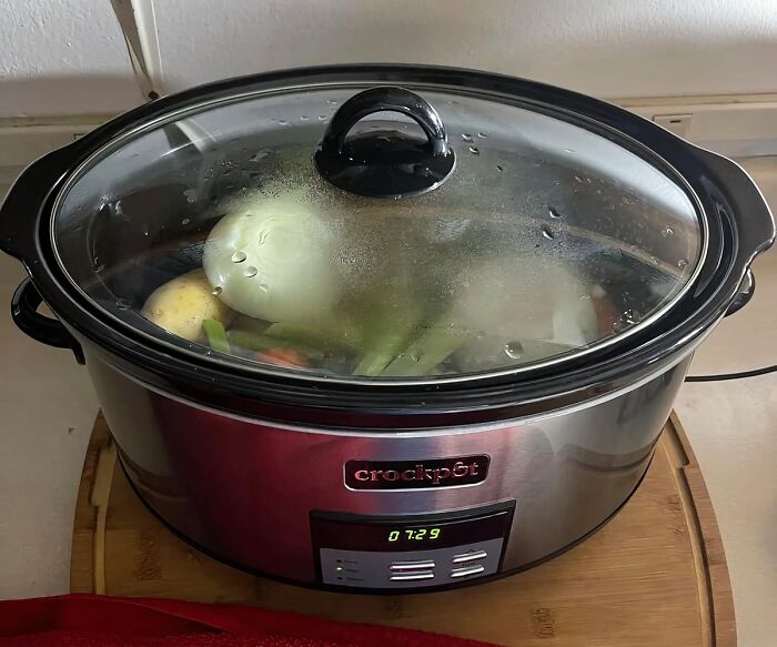 Stop Treating Your Crock Pot Like A Pandora's Box! Every Time You Lift That Lid, You're Letting Out Precious Heat And Extending Your Dinnertime