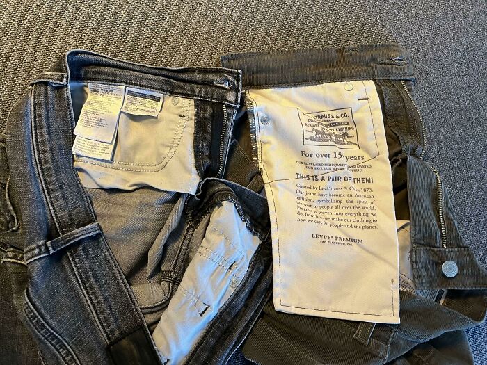 The Pocket Size In Female vs. Male Levi’s Jeans