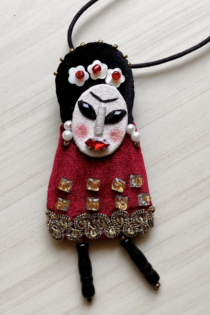 Frida Brooch - Pendant- Necklace , Frida Art Doll Brooch