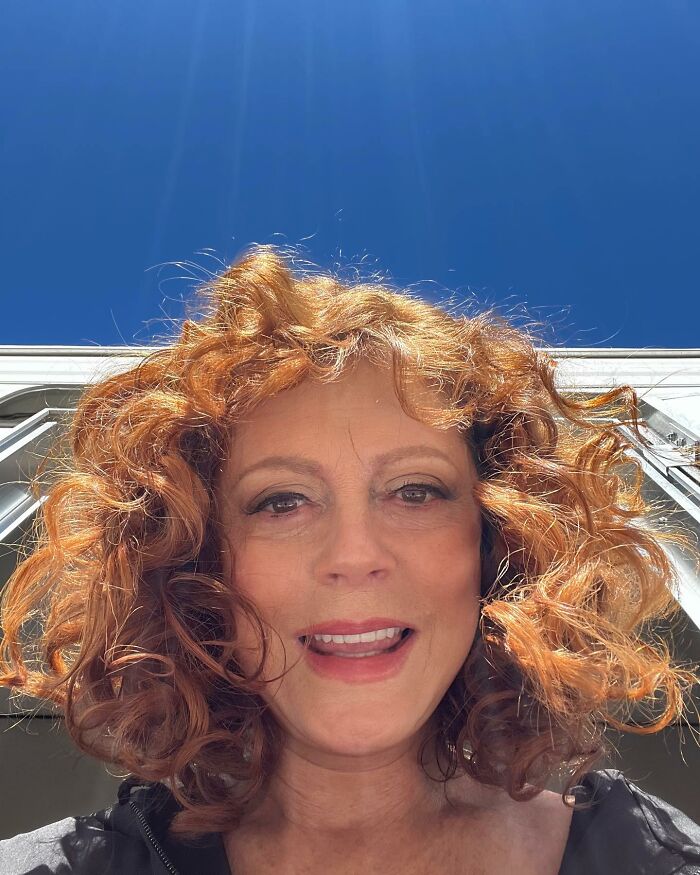 Susan Sarandon Is Aging “Disgracefully” And Doesn’t Want Botox: “Not Interested In Being Frozen”