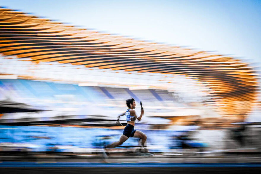 Gold In Athletics: "The Sprint" By Tetsu Lee