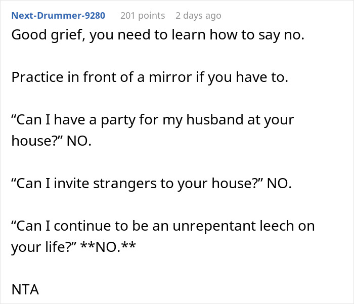 Woman Invites Herself To A Friend’s House To Throw A Party For Family And Friends, Gets Ghosted