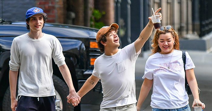 Stranger Things Stars Finn Wolfhard And Gaten Matarazzo Spotted Holding Hands In New York City
