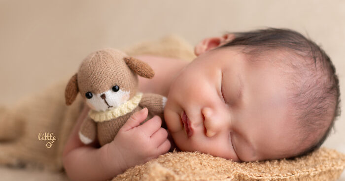 I Photograph Newborns In Neutral Colours (5 Pics)