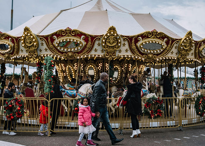 Amusement Park Worker Sick And Tired Of Dealing With Entitled Guests, Teaches Family A Lesson