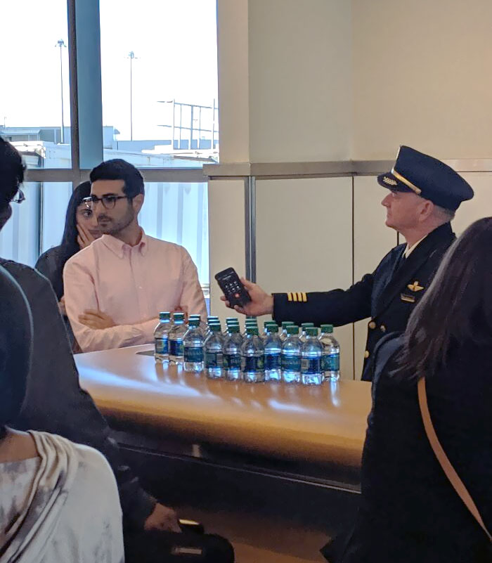 Pilot Speaks To The Wife Of An Angry Passenger. The Wife Wasn't Buying His Excuse That His Flight Home Has Been Delayed 14 Hours