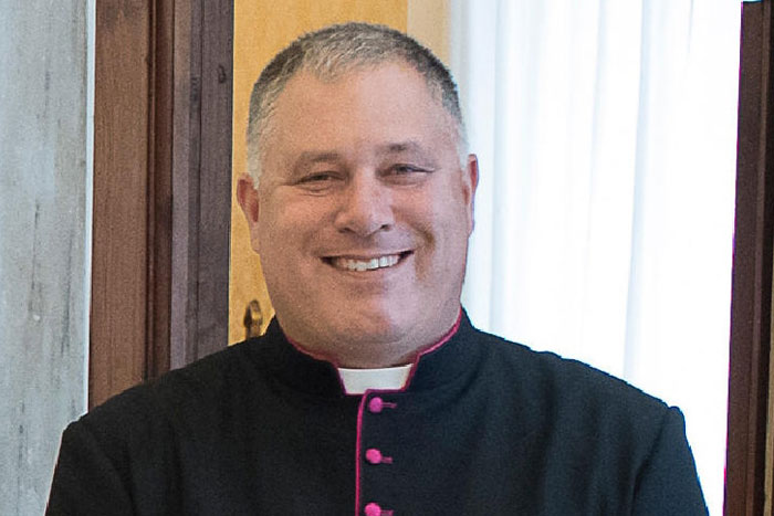 Top Catholic Priest Sues Grindr For Reputational Damage After Forced Resignation