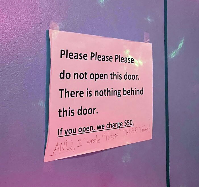 This Sign In A Karaoke Room Imploring Patrons Not To Open A Door