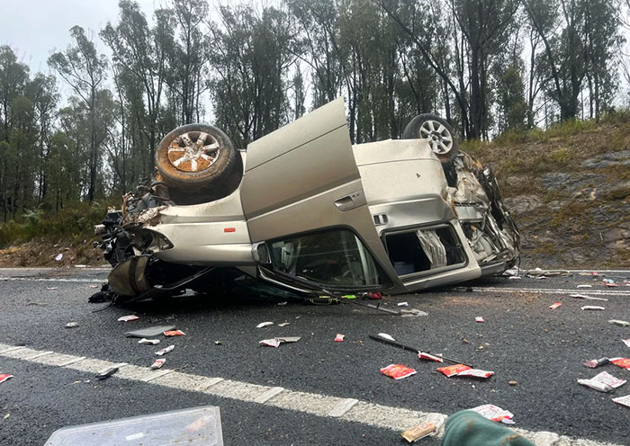 Mi pareja y yo sobrevivimos a este accidente de coche hace dos días. Somos muy afortunados