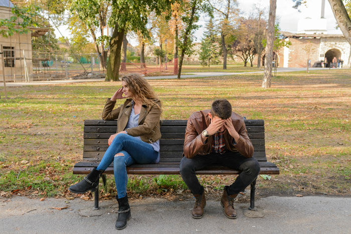 Woman Upset When Guy Asks Her To Sit In The Park For Second Date, Sparks Online Discussion