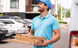 “I Can’t Believe This Really Happened”: 35 Of The Wildest Stories From Pizza Delivery Guys