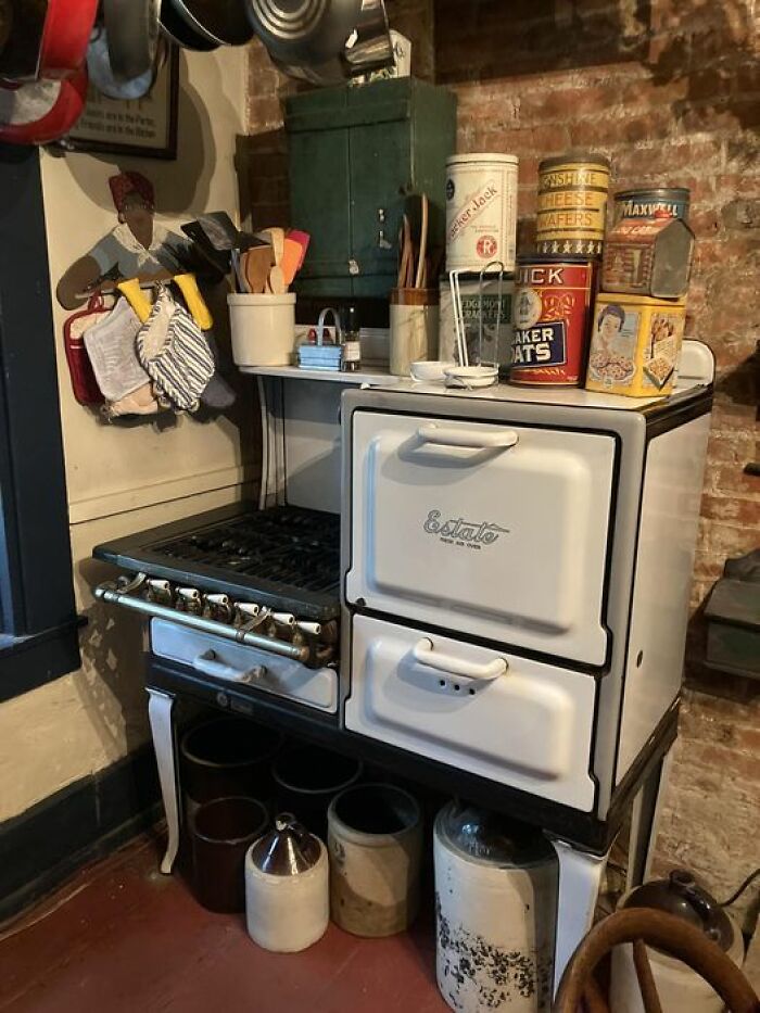 We Just Got This “New Stove”…..we’re Replacing A 1920’s Gas Stove..which We’ve Had For About 30 Years! These “Old” Stoves Are Fun! Cooks Great