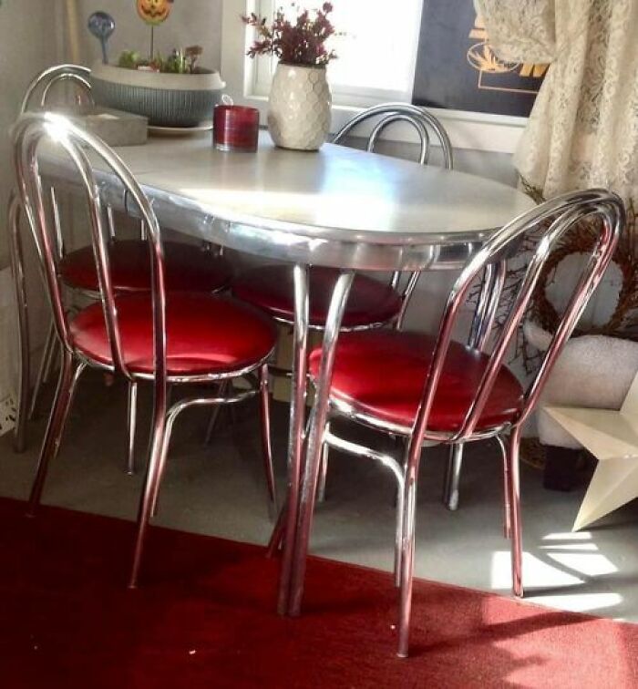 My Vintage Table/ Chairs