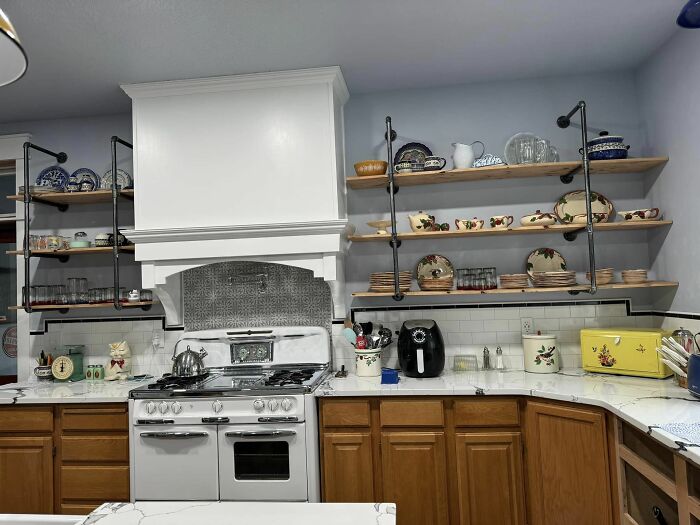 My 1952 Wedgewood Stove. My Husband Re-Wired It And Put A New Gas Regulator On It. It Works Like A Charm And I Love It