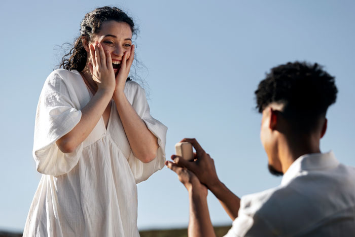 Man Decides To Uninvite Sis From Wedding After She Ruined Proposal With ‘Little Joke’, Drama Ensues