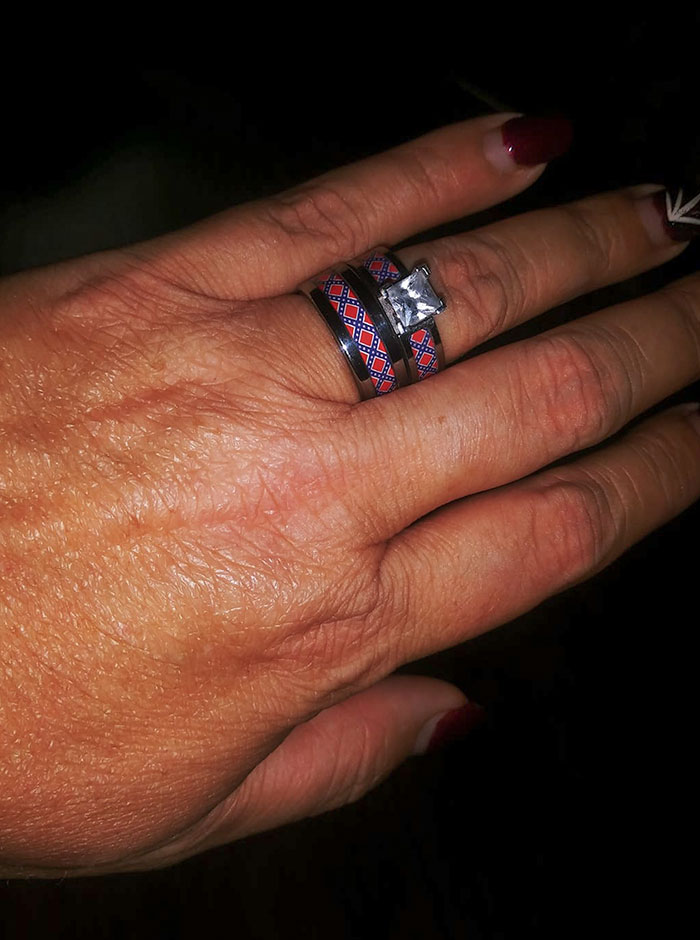 A Wedding Ring Set With A Confederate Flag Design