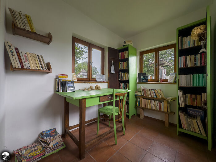 In A Bookworm’s Paradise: A Cozy Neighborhood Library In The Czech Republic