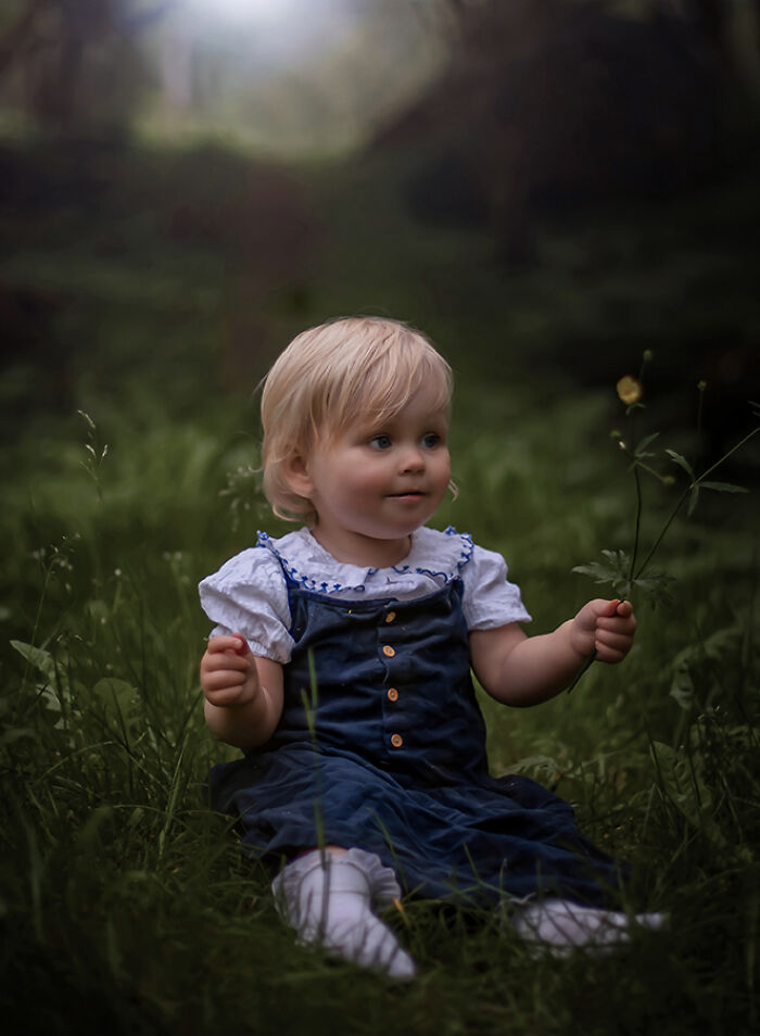 I Took 23 Portraits Of Children Surrounded By The Beauty Of Icelandic Nature - 73