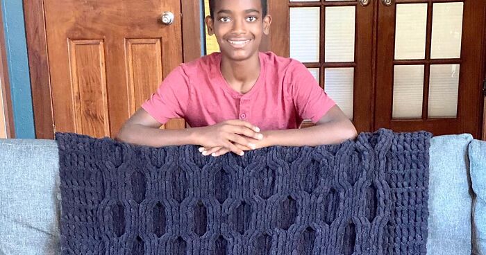 This 16-Year-Old Crochet Prodigy Continues To Wow The World With His Talent (42 Pics)