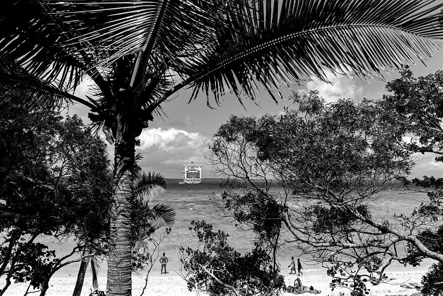 Port Of Lifou, New Caledonia From The Series Portscape © Daisuke Kishi