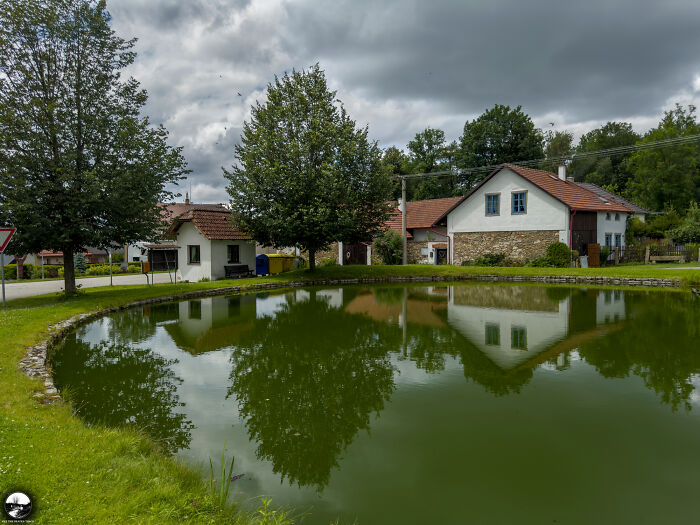 In A Bookworm’s Paradise: A Cozy Neighborhood Library In The Czech Republic