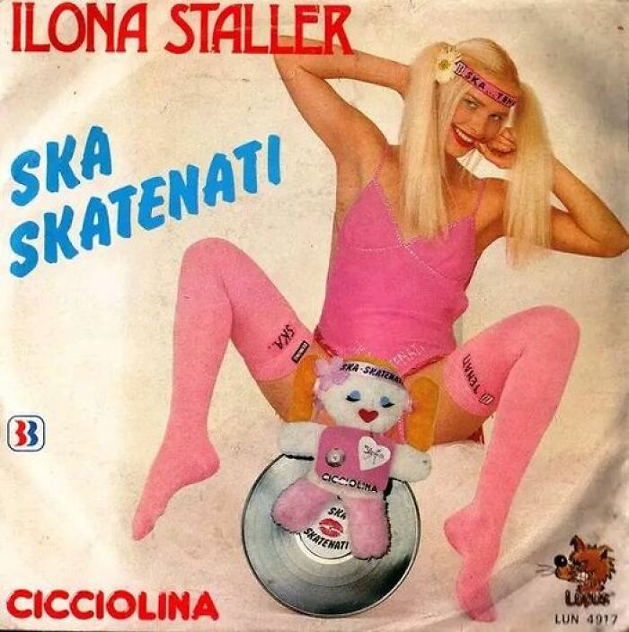 Desde mi país natal, Italia, les presento a Cicciolina. Aburrida de publicar discos, más tarde se convirtió en política italiana. Publicado en Italia - 1981