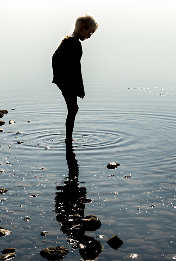 I Took 23 Portraits Of Children Surrounded By The Beauty Of Icelandic Nature - 93