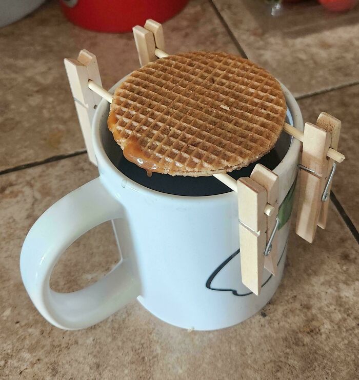 Introducing The Stroopwafelholdenator 1000