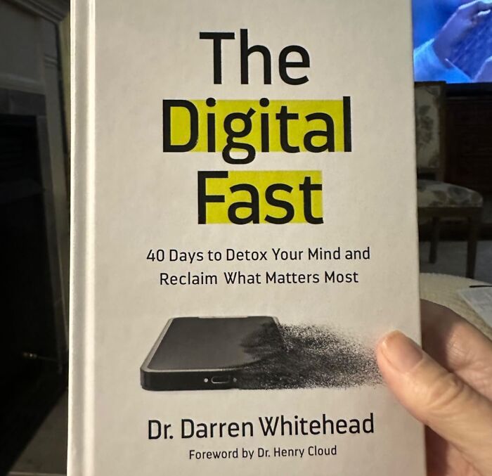 Ready To Unplug And Recharge? This Digital Fast Book Offers A Practical And Inspiring 40-Day Plan To Detox Your Mind And Prioritize What Truly Matters