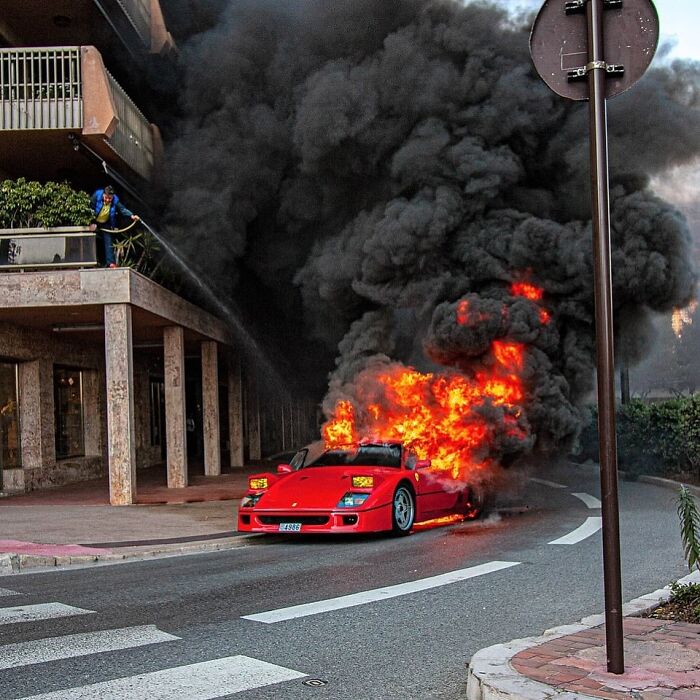 Ferrari F40 Destroyed After Bursting Into Flames In Monaco