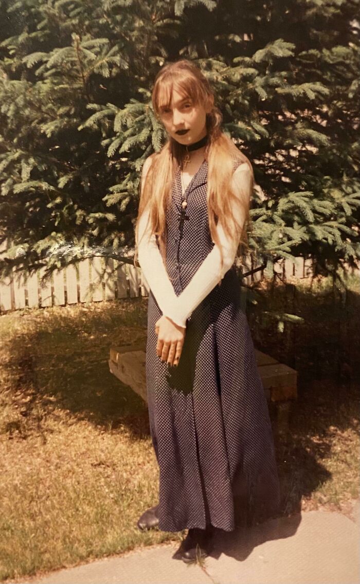 I Call This Look “Christian Granny Goth” And It Was Pretty Bold For A 12 Year Old In 1995