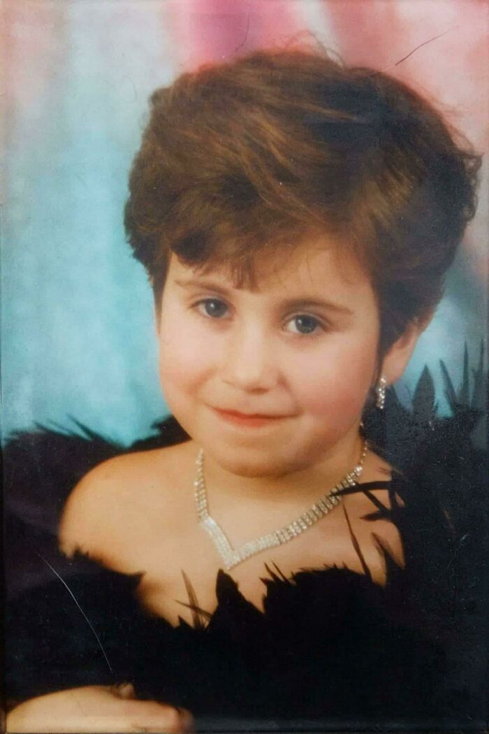 4 Going On 40 With This 90s Glamour Shot