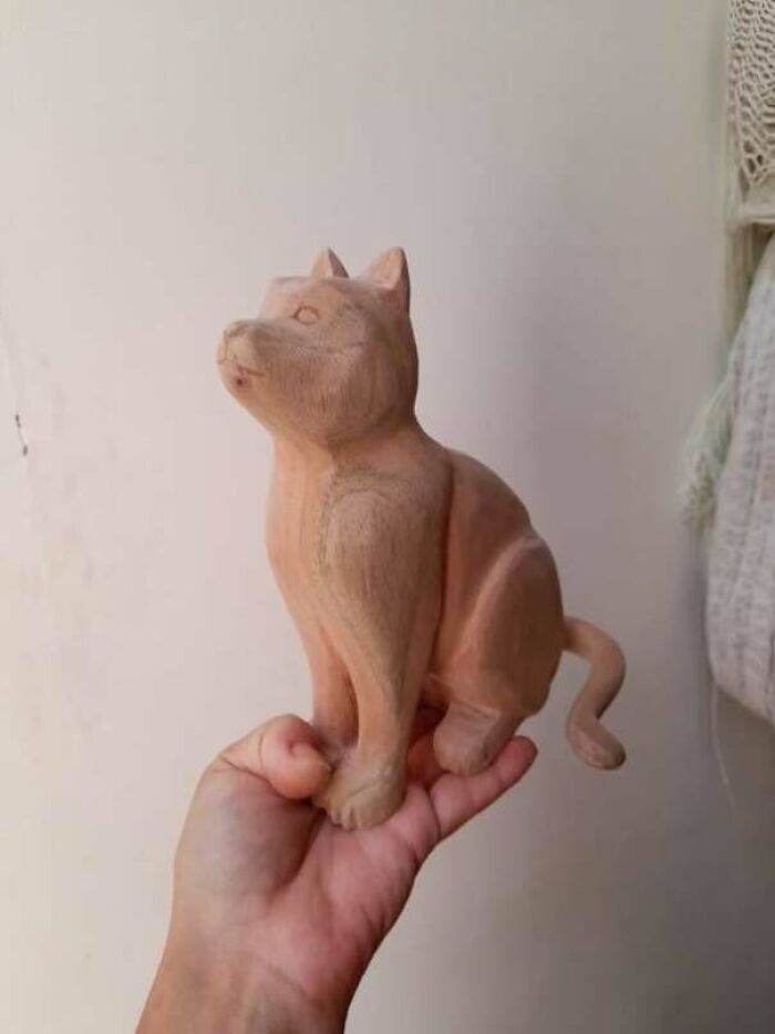 He hecho este gato y lo voy a pintar con antiguos patrones mayas de mi cultura