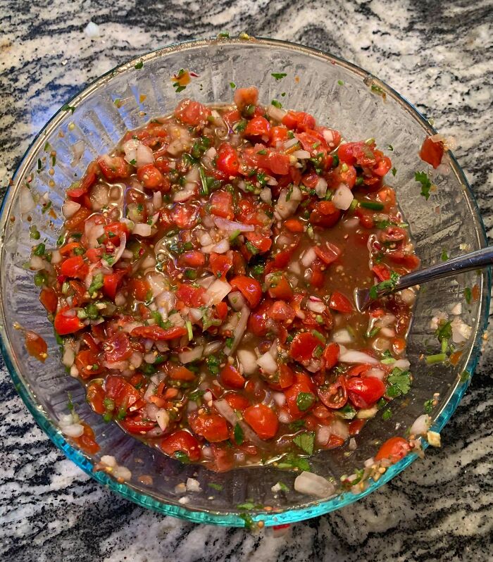 Everyone Is Obsessed With My Salsa, I Don’t Make It Any Different But My Secret Is That I Add A Few Splashes Of White Wine Vinegar 🤫 Brings Out Tons Of Flavor!