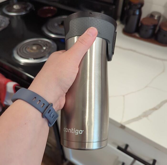 A Spill-Proof Travel Mug Keeps Your Hot Beverages Secure, Even During Your Busiest Commutes