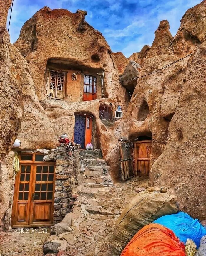 El pueblo de Kandovan, un antiguo yacimiento troglodita ocupado desde hace al menos 700 años