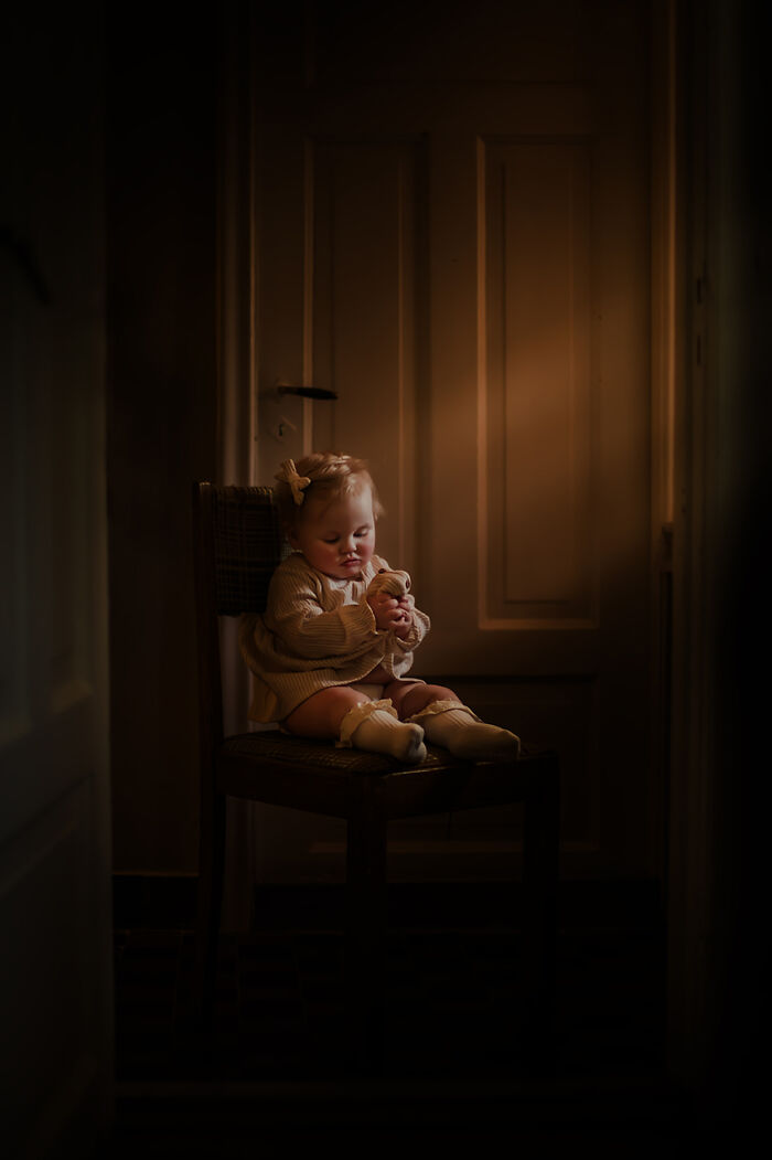 I Took 23 Portraits Of Children Surrounded By The Beauty Of Icelandic Nature - 43