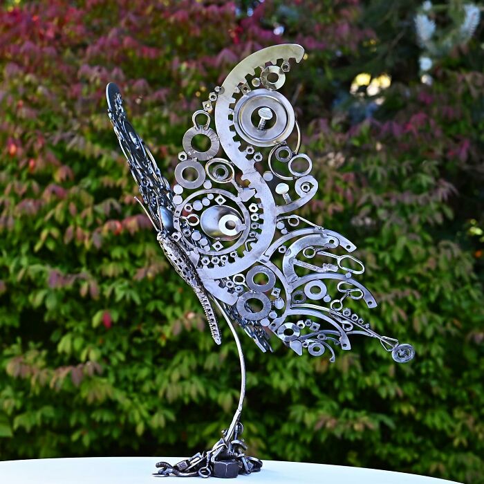 Artist Revives Used Metal From Landfill By Reusing It For His Amazing ...