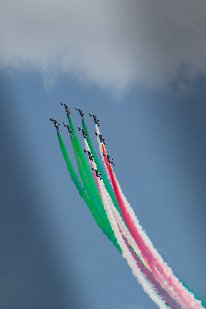 I Photographed The Frecce Tricolori Flyover