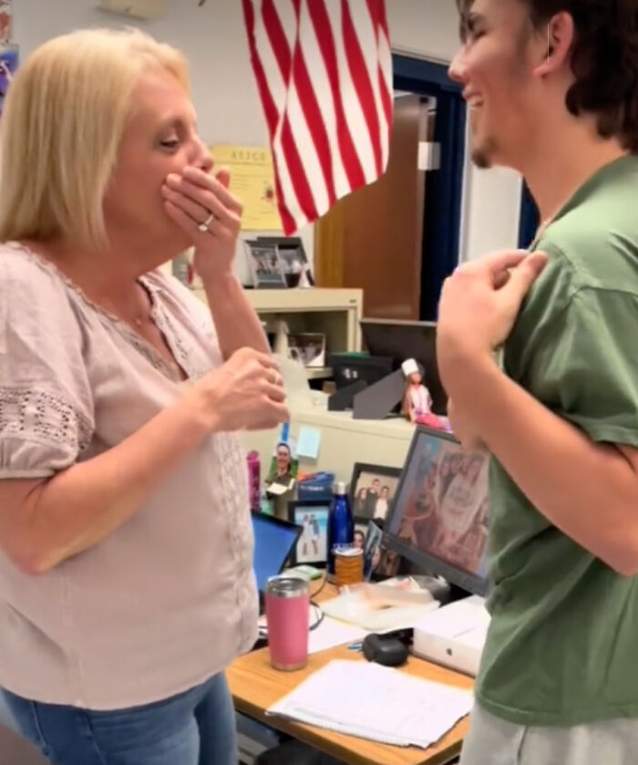 Teacher In Tears After Student Tattoos Her Final Note On His Chest