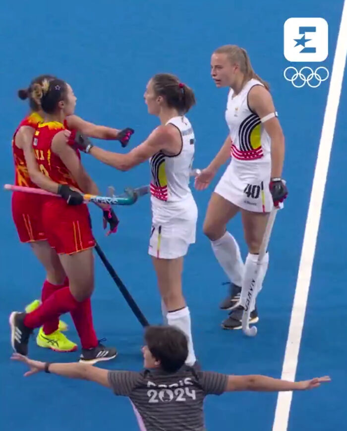 Fans Say “China Had To Be Disqualified” After Mass Brawl Erupts On Olympic Hockey Field