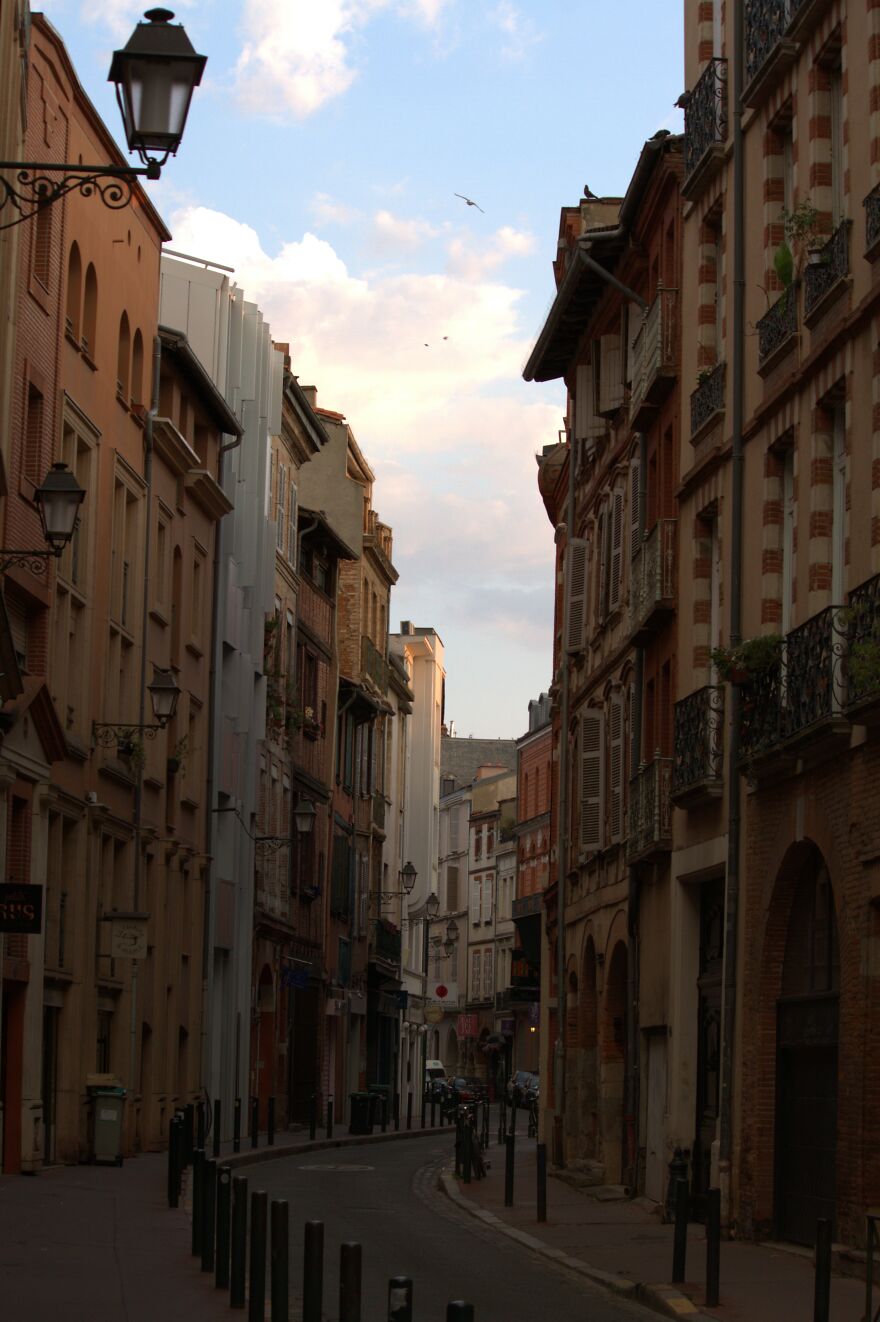 An Early Morning In Toulouse