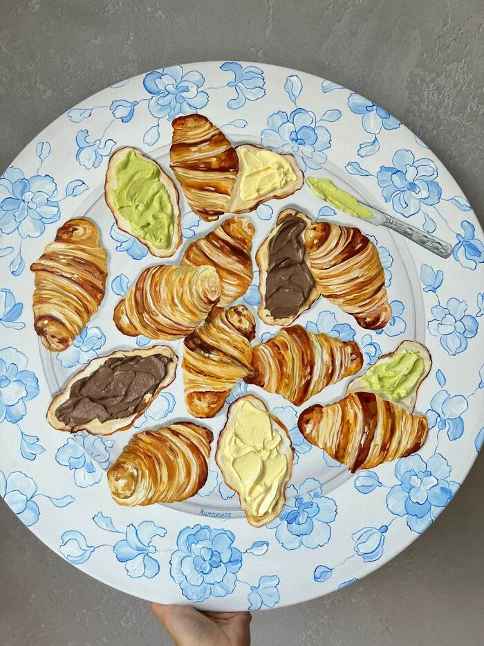 This Ukrainian Artist Paints Vintage Plates With 3D Food Of All Kinds (New Pics)